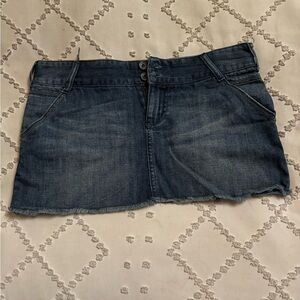 Roxy brand mini denim skirt size 9